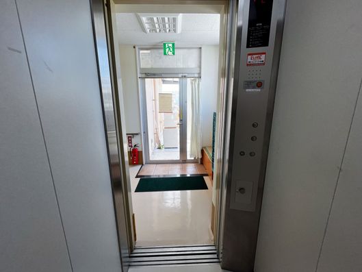 エレベーター