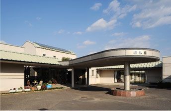 広々としたエントランス風景