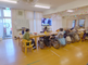 明るい室内の介護施設