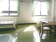 日差しが差し込む部屋