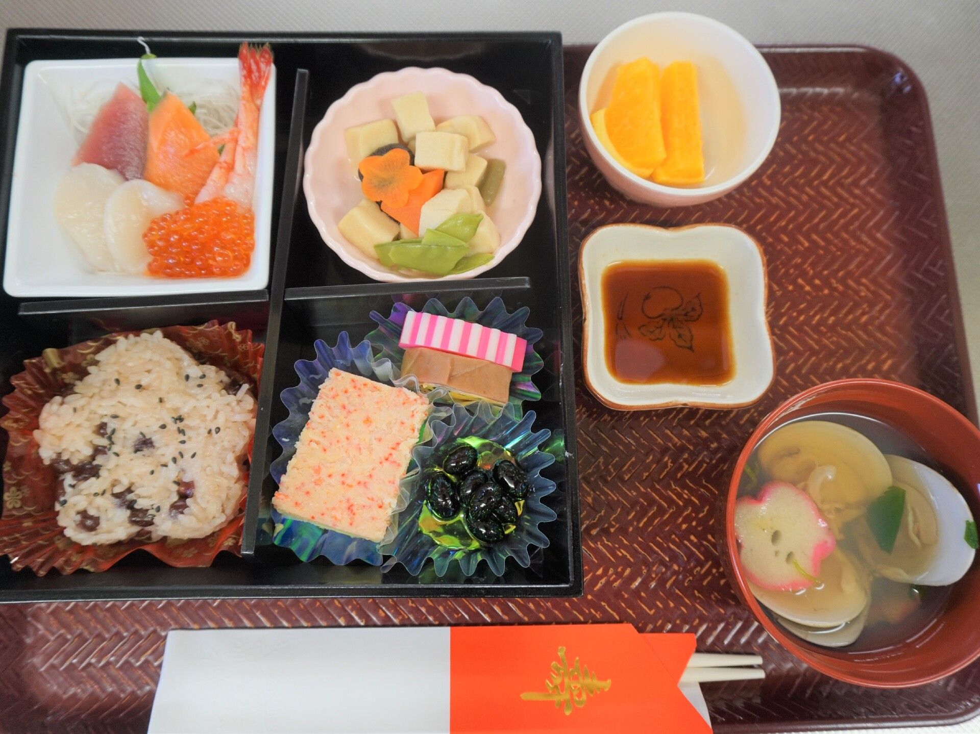 彩り豊かな和食セット