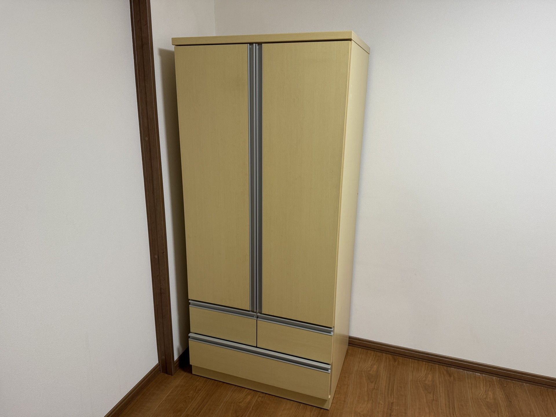 収納家具の一角