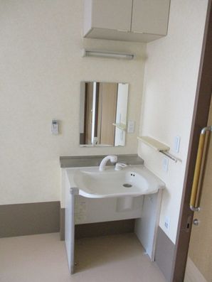 新館居室洗面台