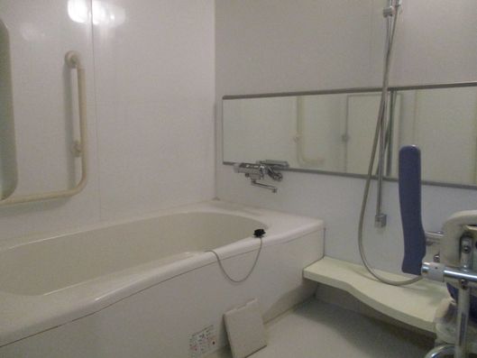 共用ユニットバス