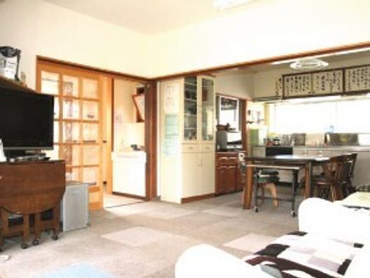 リビングダイニング