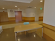 介護施設の共有ラウンジ空間