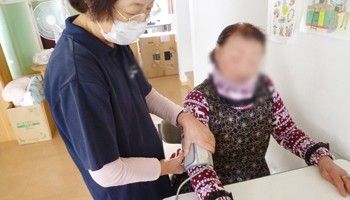 血圧測定中の様子