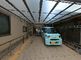 介護施設のエントランスと駐車場