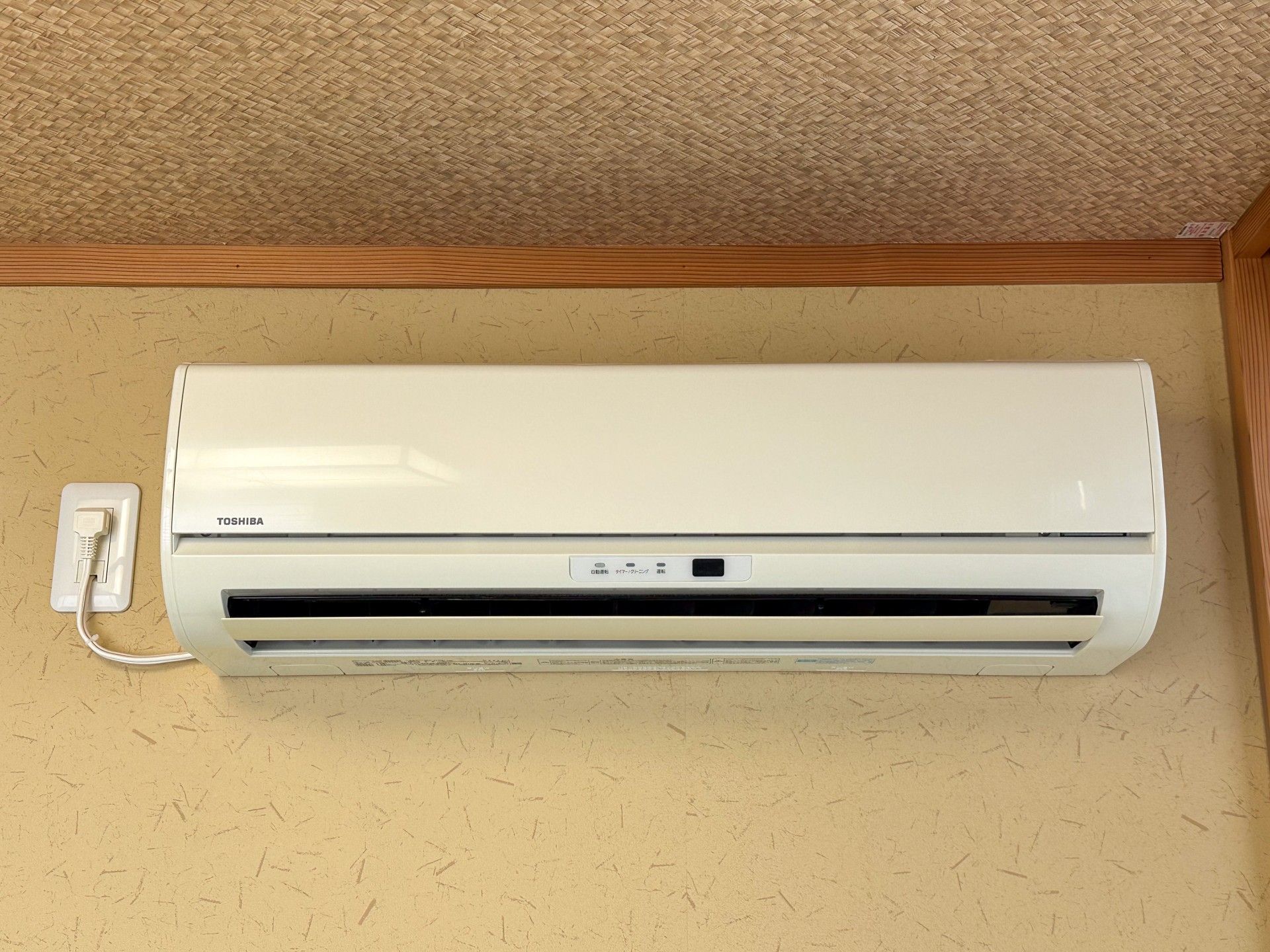 壁掛けエアコンの居室