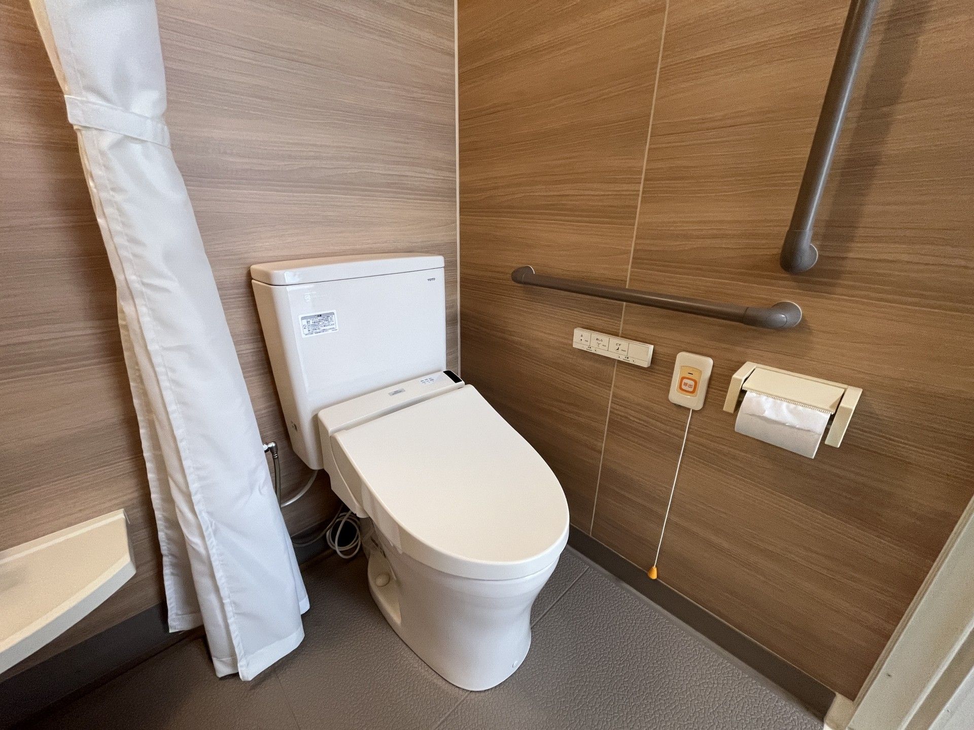 安全に配慮したトイレ