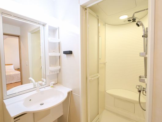 シャワールーム