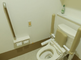 清潔感ある明るいトイレ設備