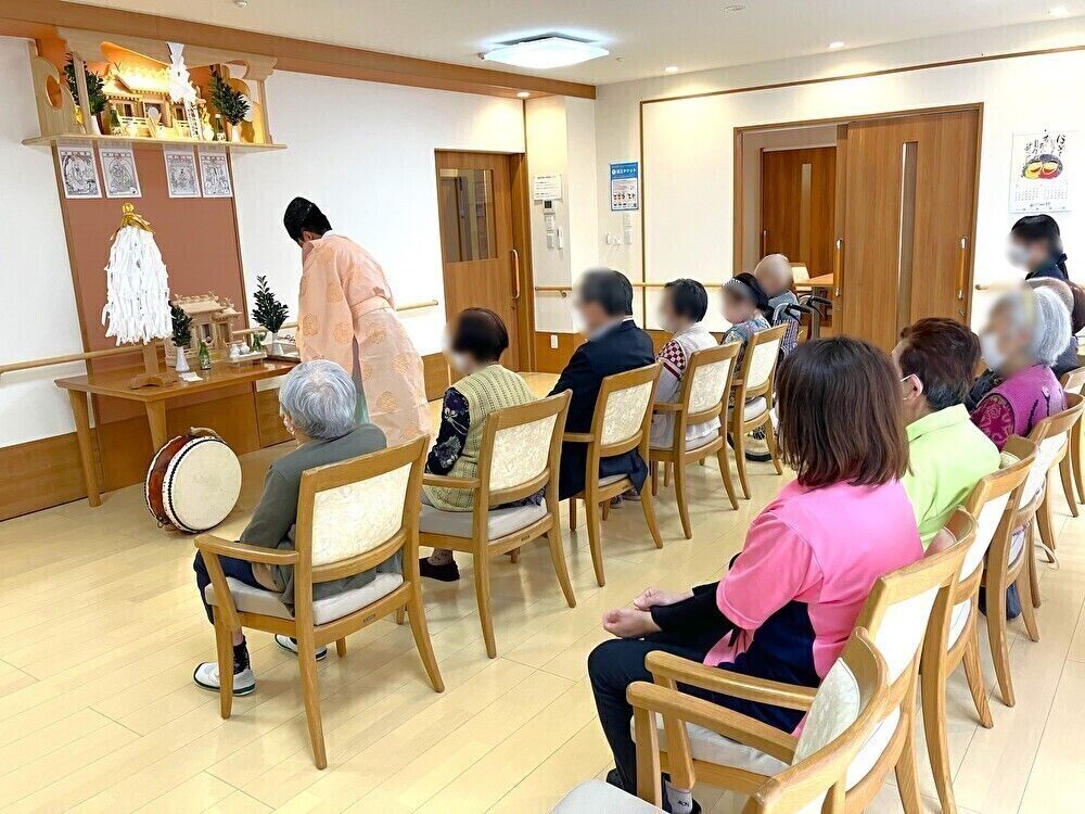 お祭り気分のコミュニティ空間