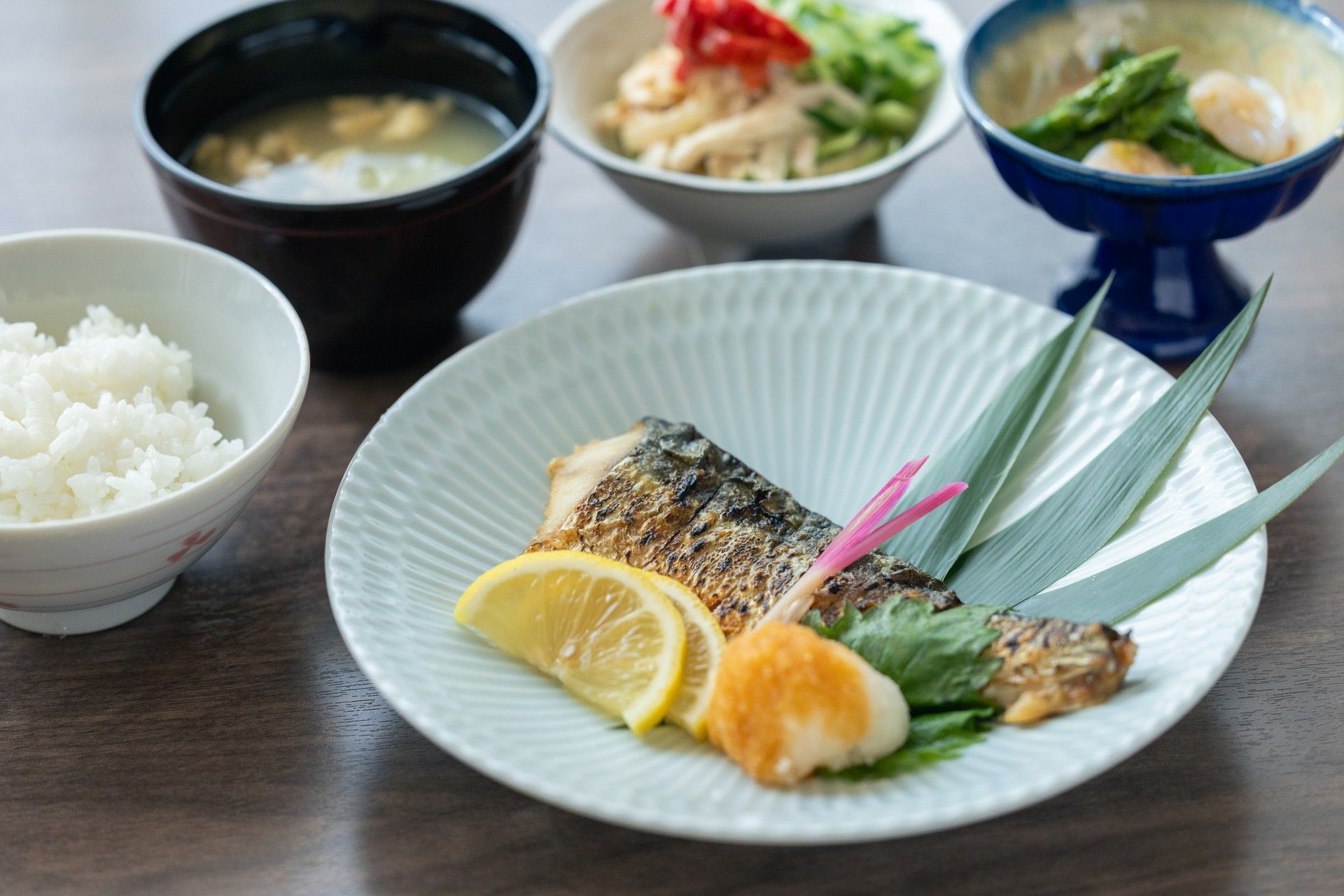 彩り豊かな和食の膳
