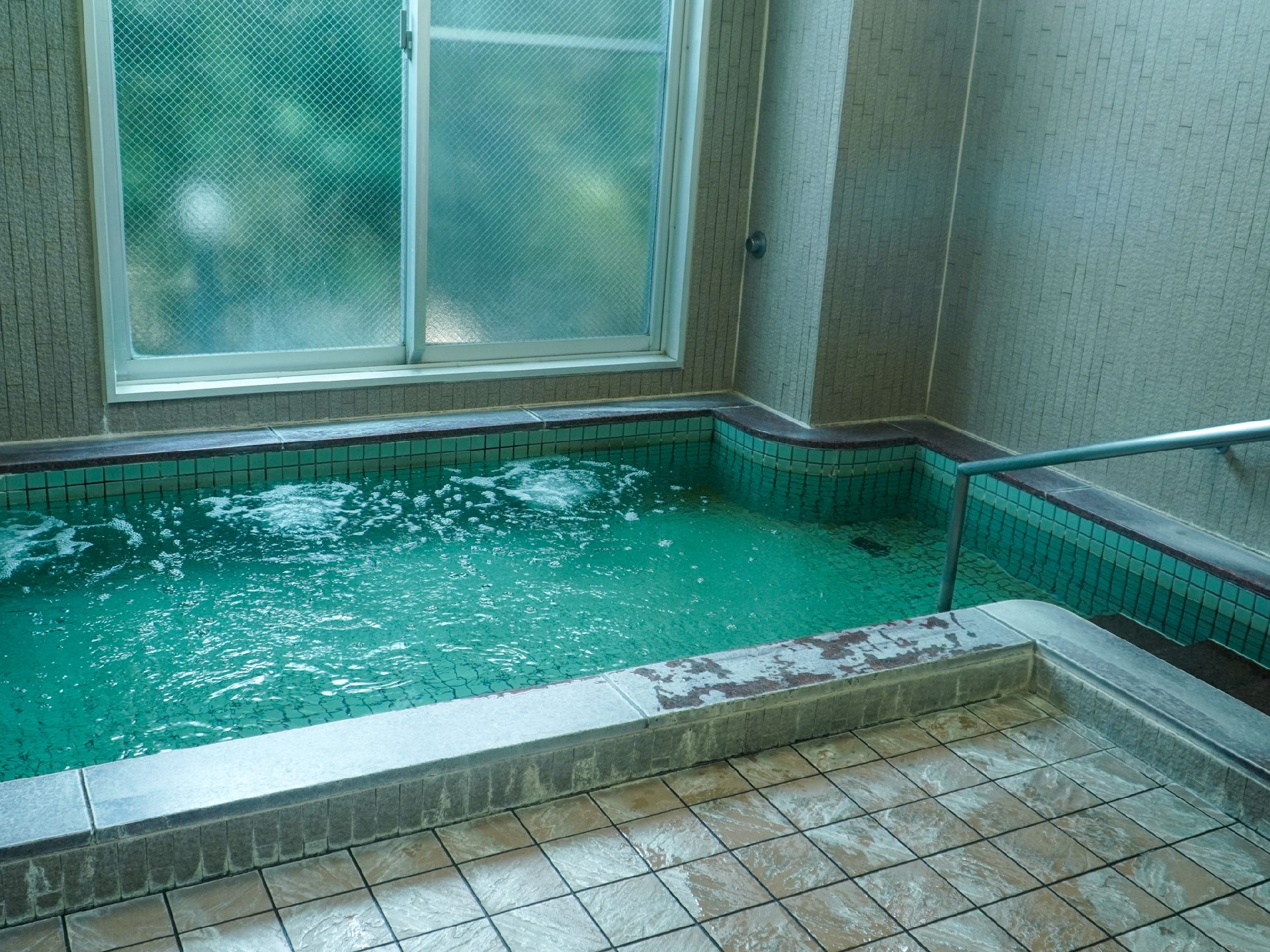 準温泉を使用した浴場