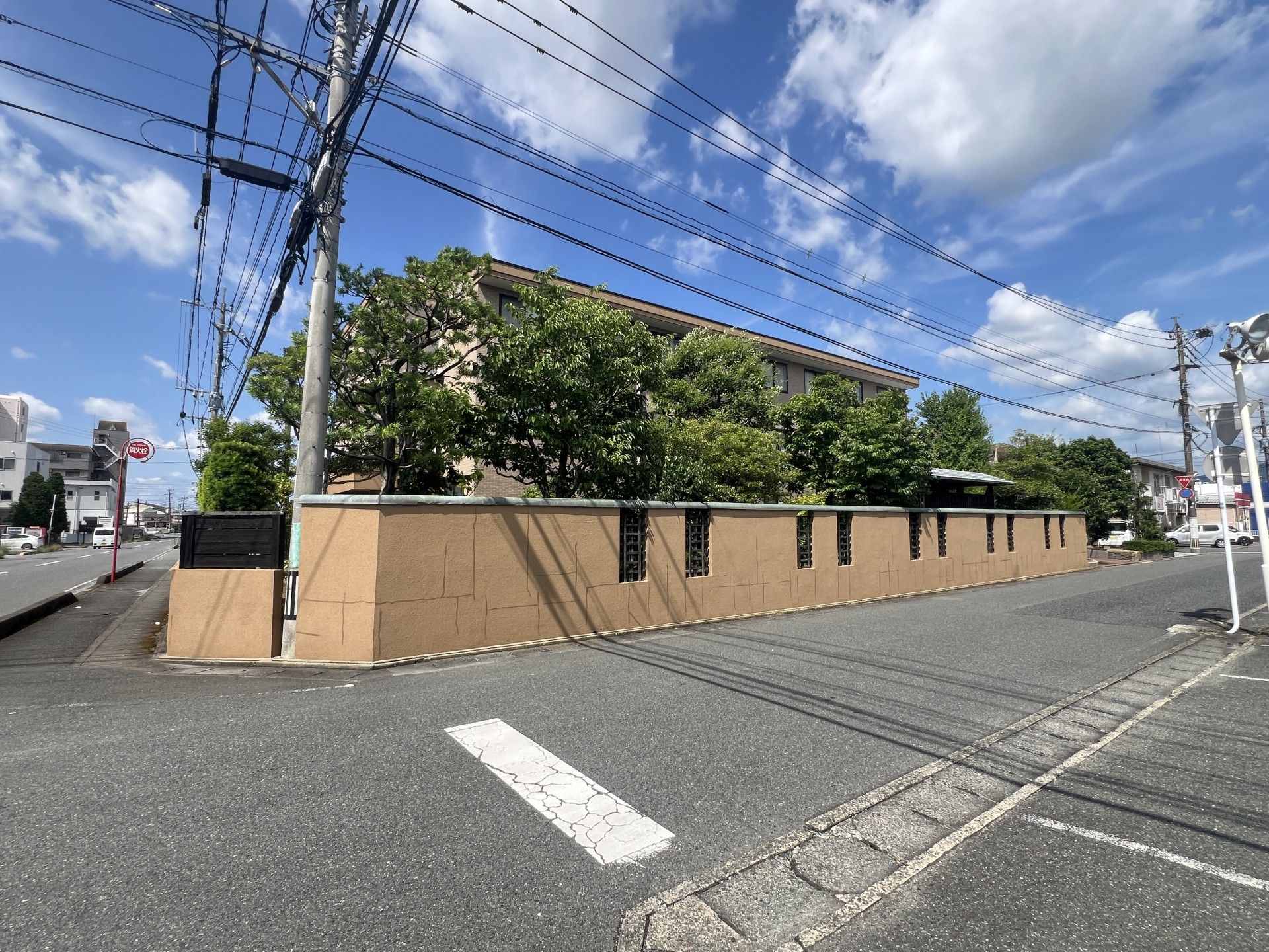 快適な環境の施設外観