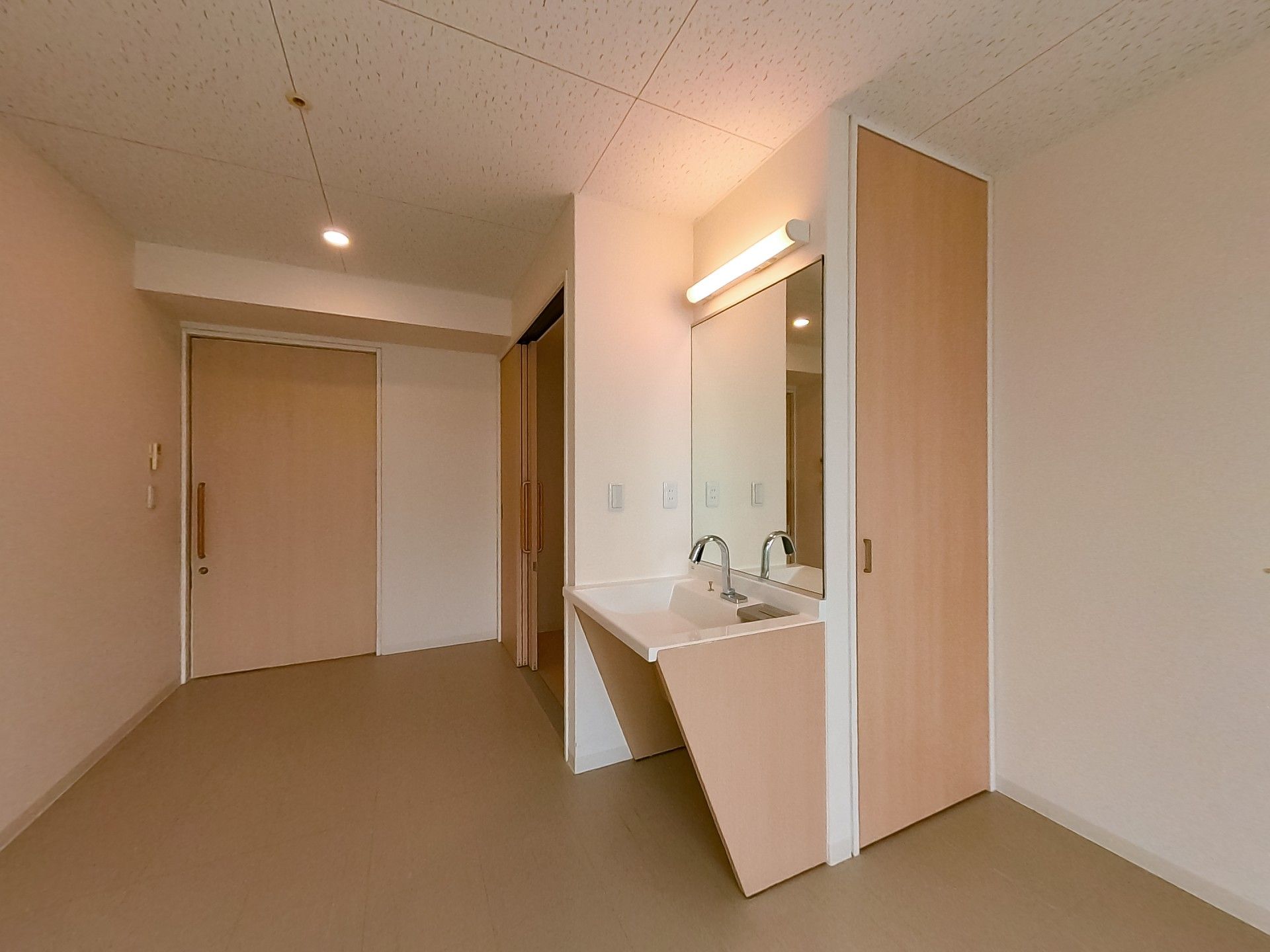 洗面台のある部屋