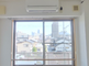 明るく広々とした居室