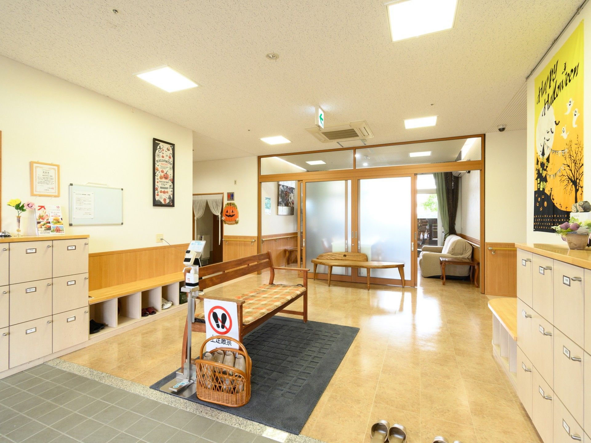 明るく広々としたエントランス