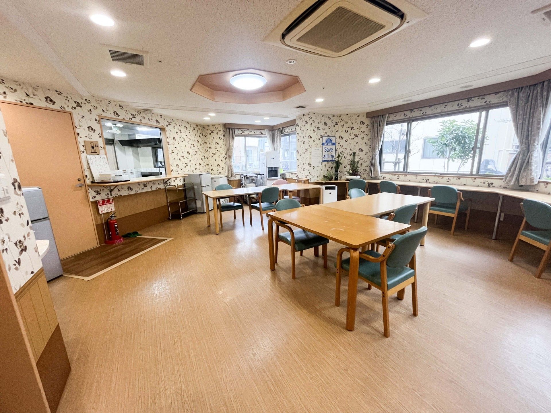 ゆとりのある共用食堂