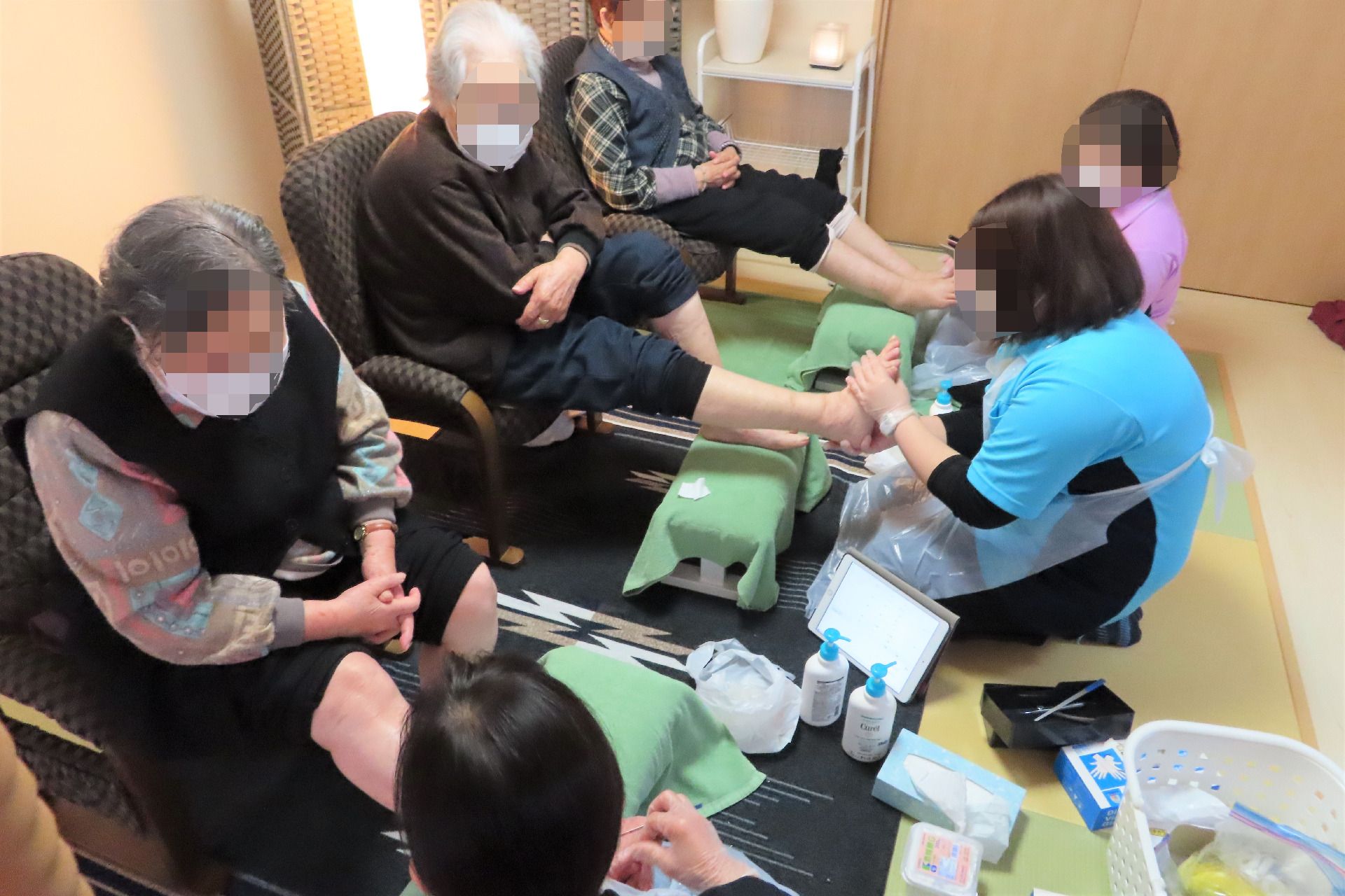 ケアサービス実施中の居室
