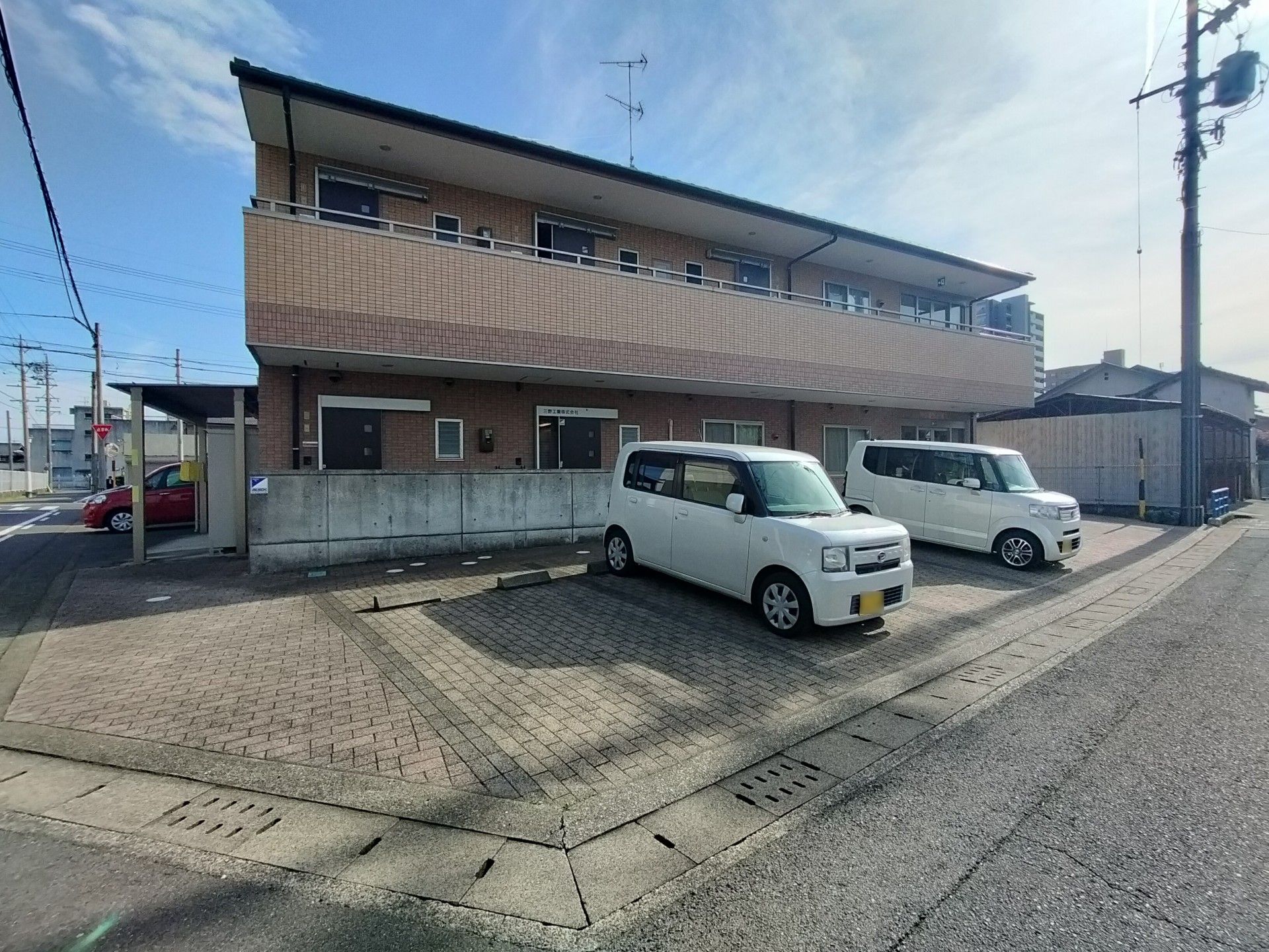 ゆとりのある施設外観