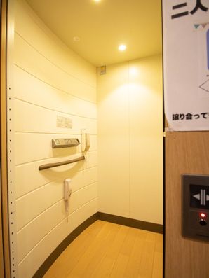 エレベーター