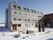 雪景色の建物外観