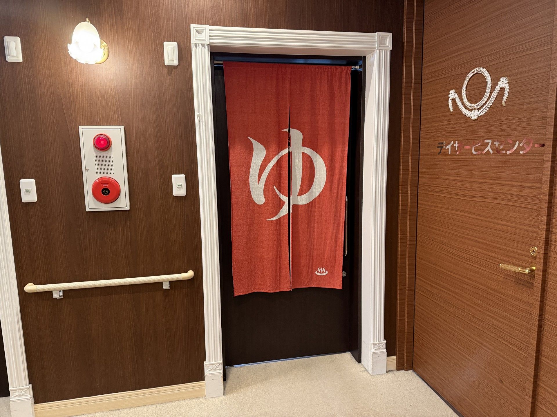 暖簾のある入口