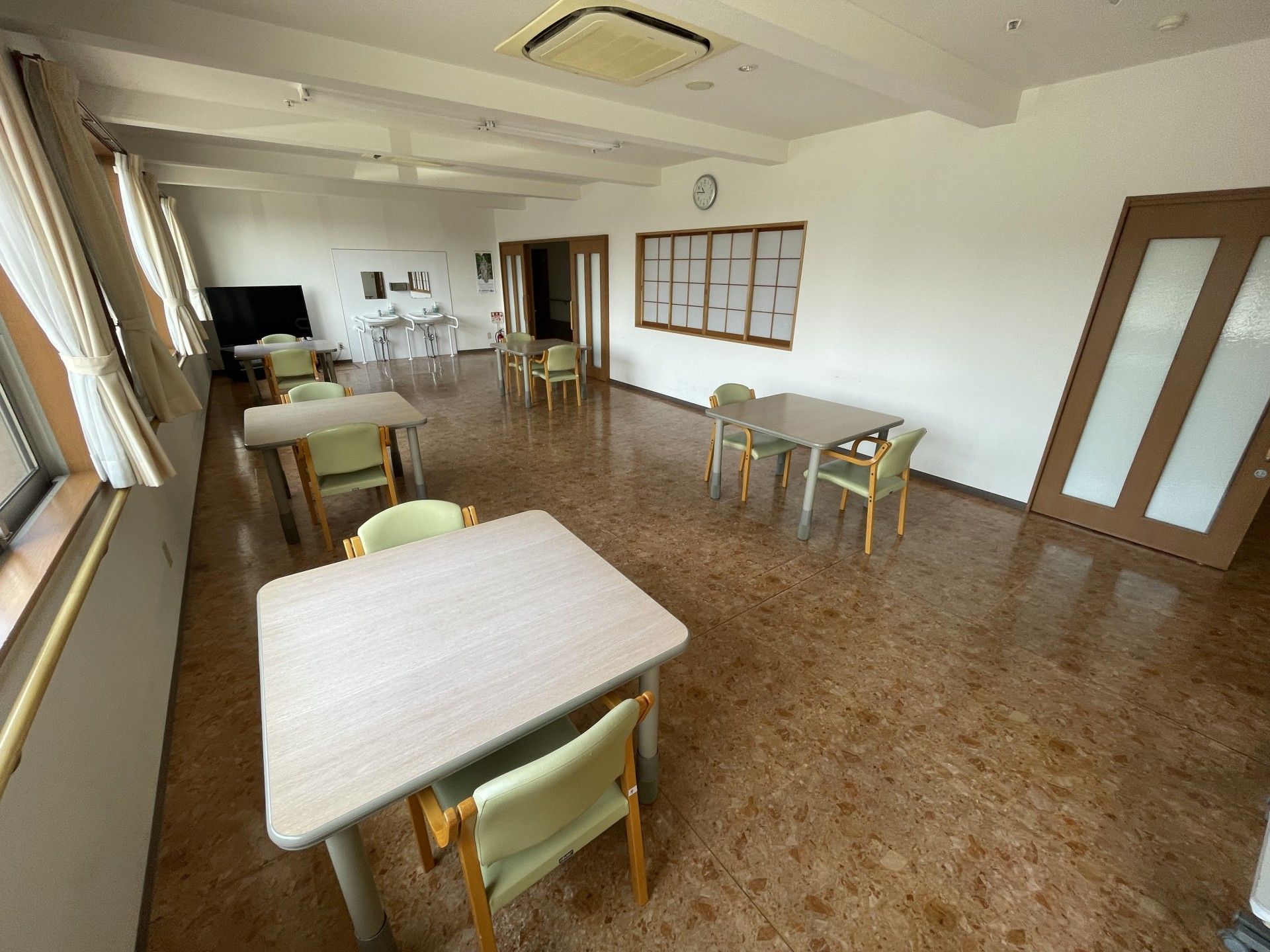 広々とした共有スペース