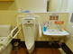 介護施設の明るいトイレ空間