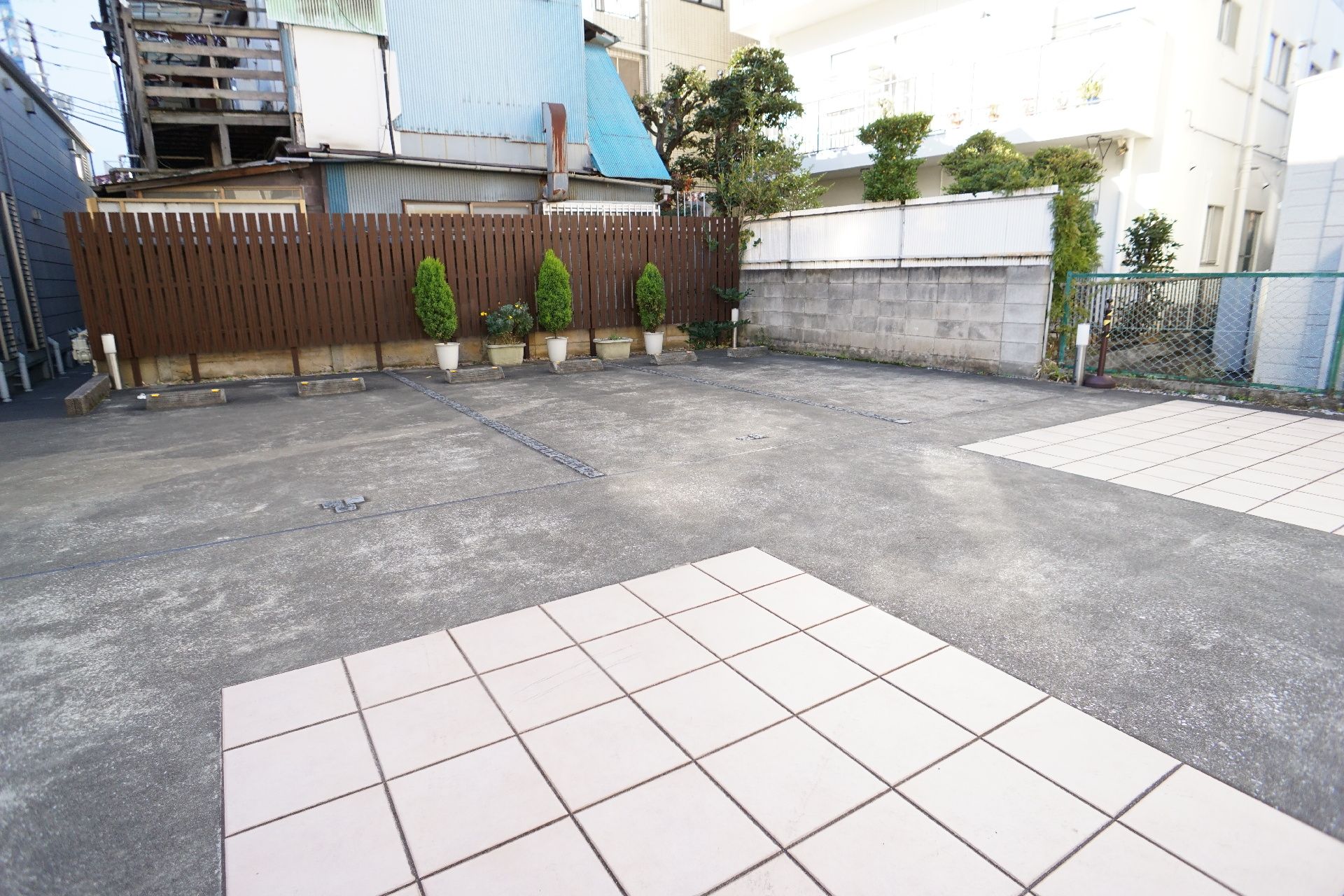 施設内駐車場