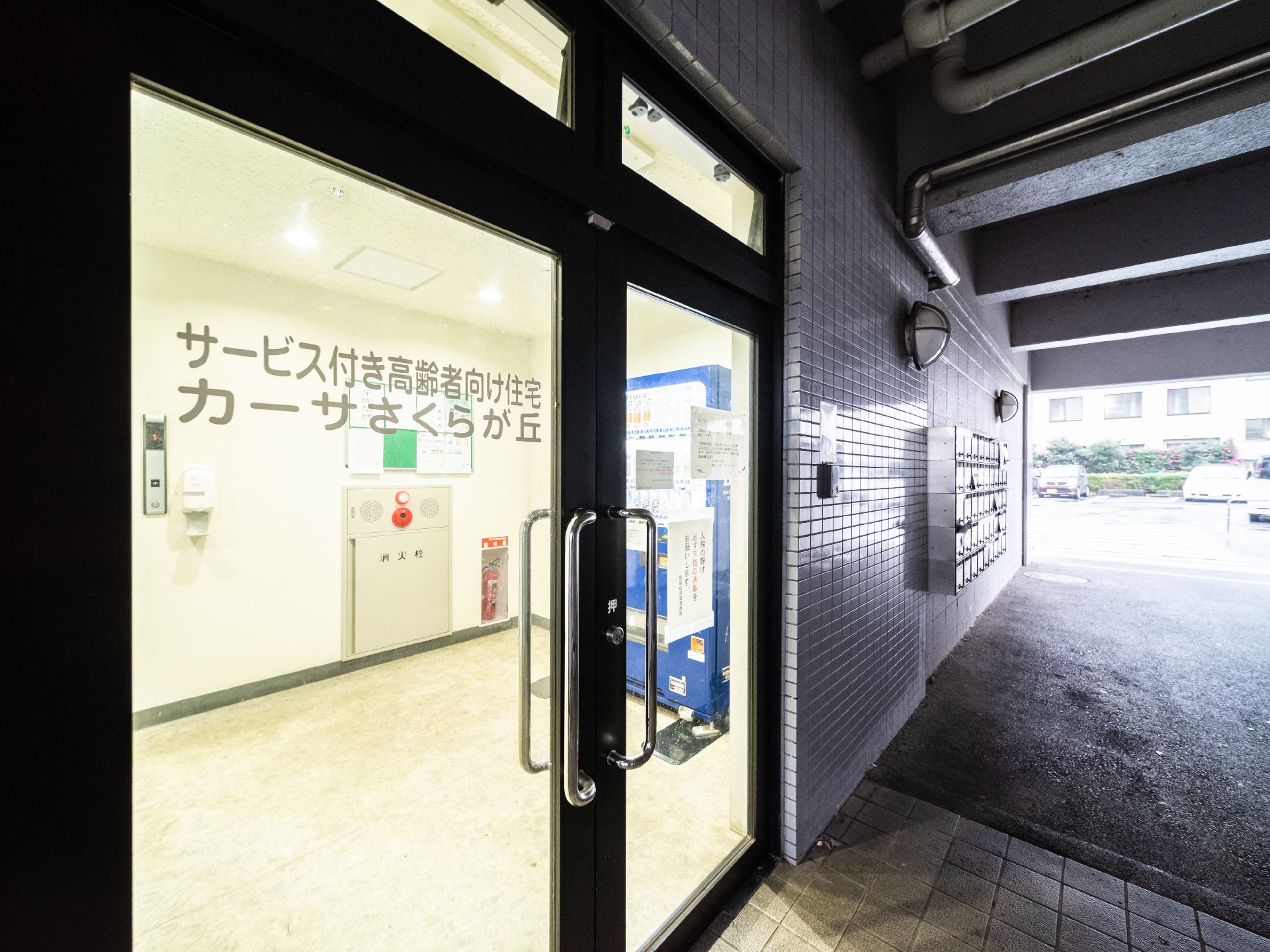 段差ができるだけ排除された玄関