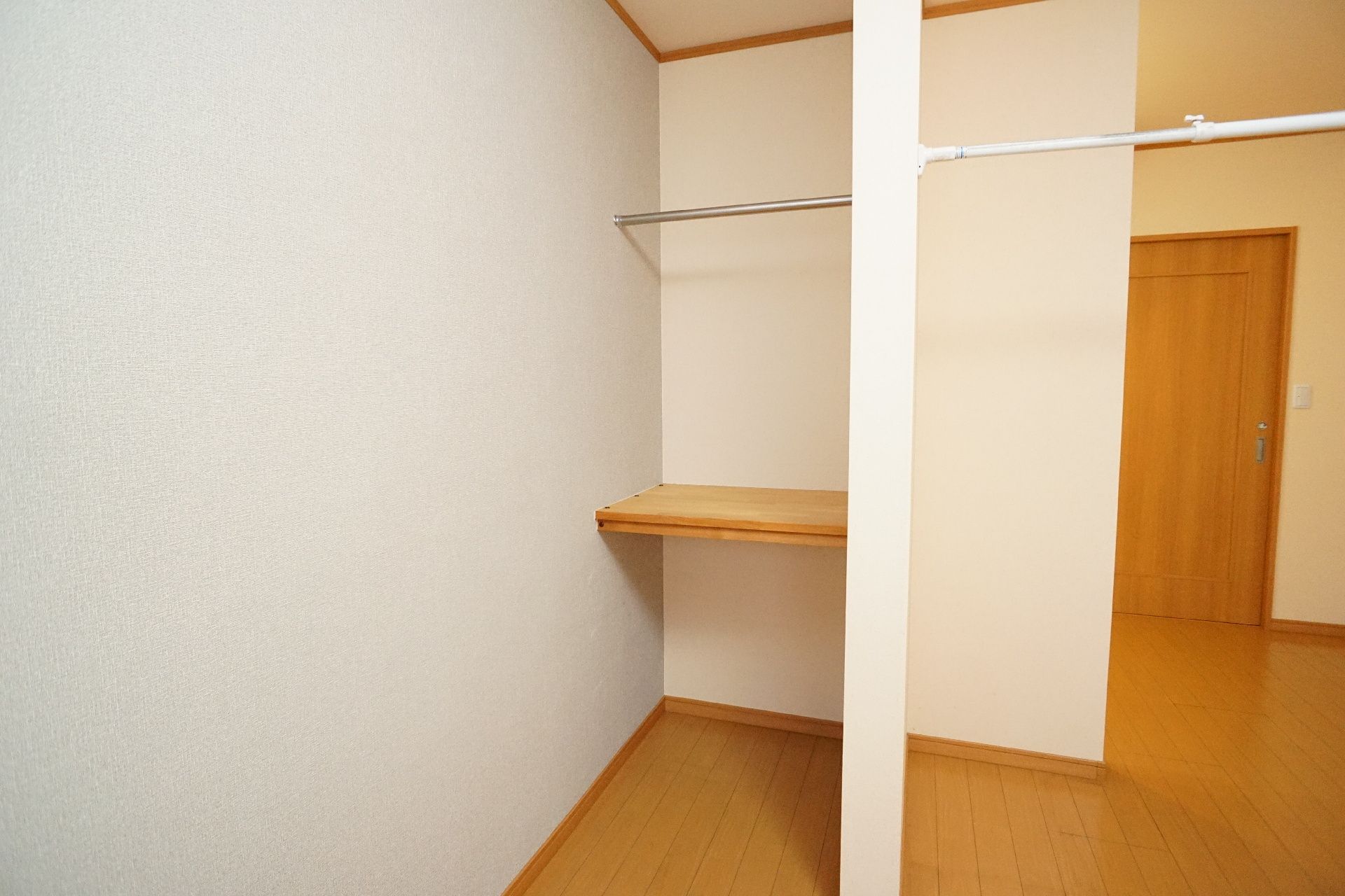 収納スペースが設けられた居室