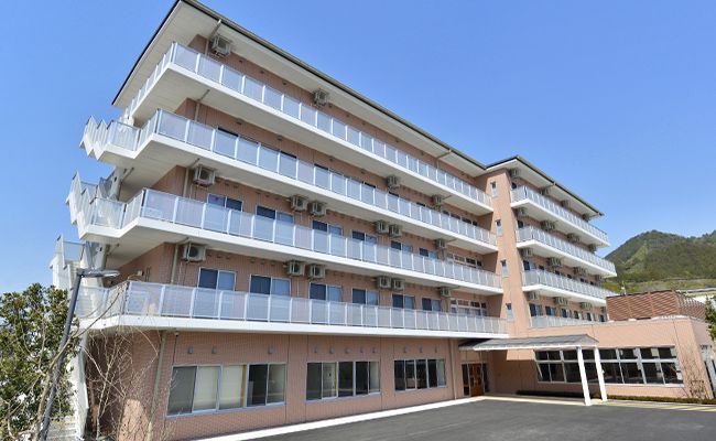 広々とした新しい外観