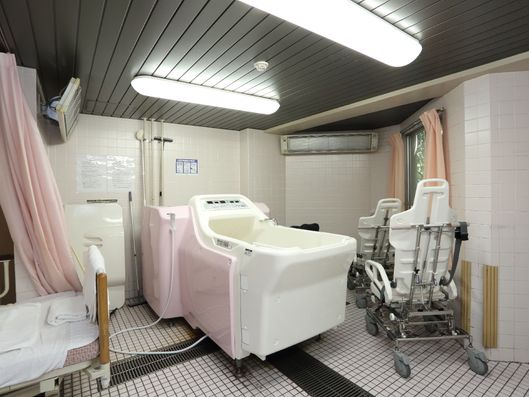 機械浴室