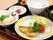 彩り豊かな食事の一例