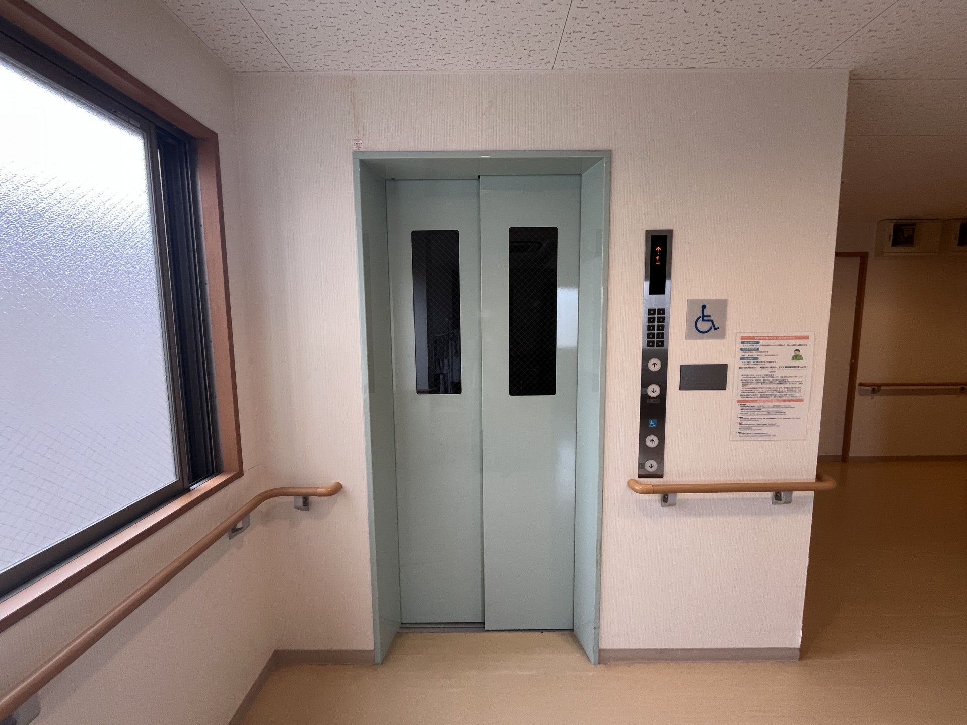 安全な移動を支えるエレベーター