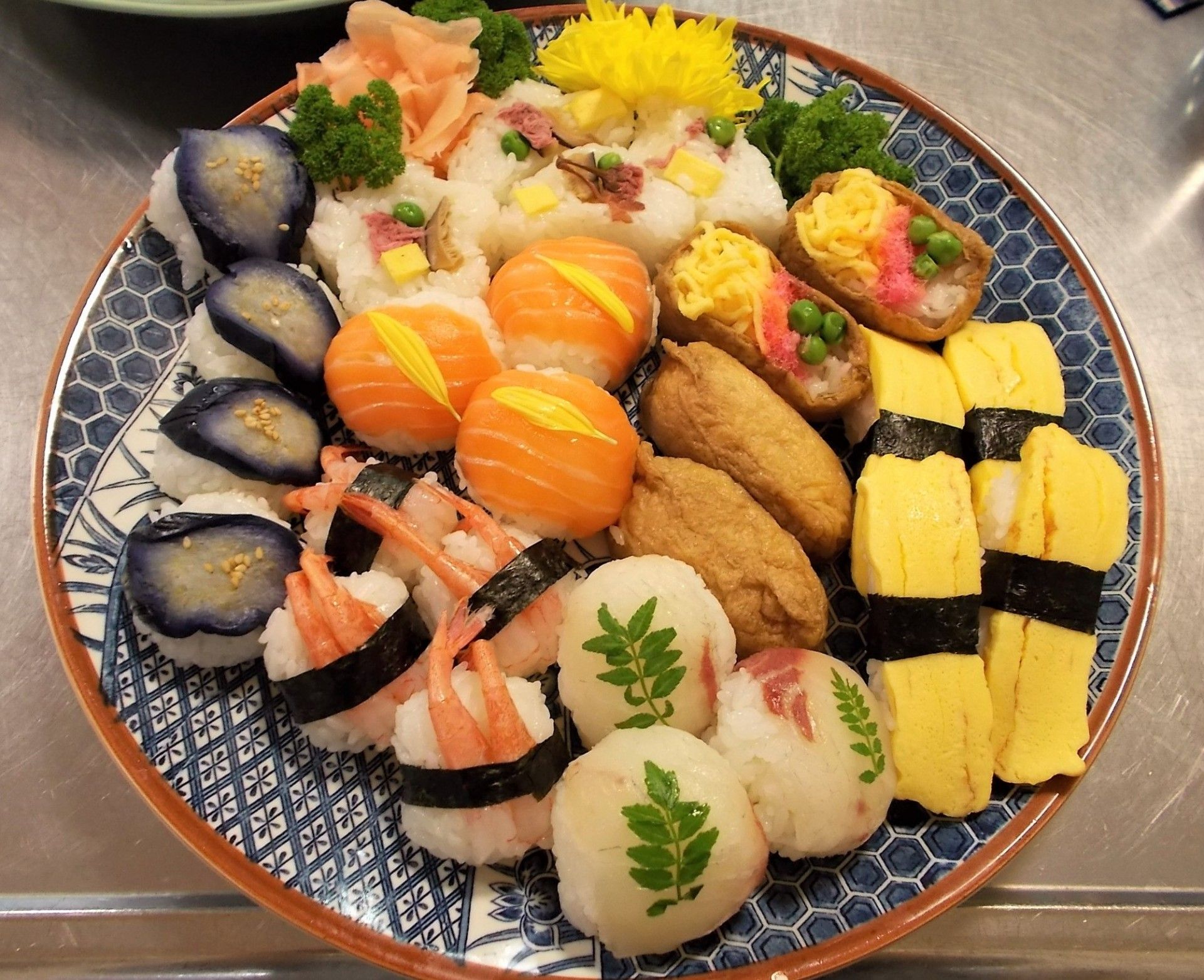 彩り豊かな手作り寿司