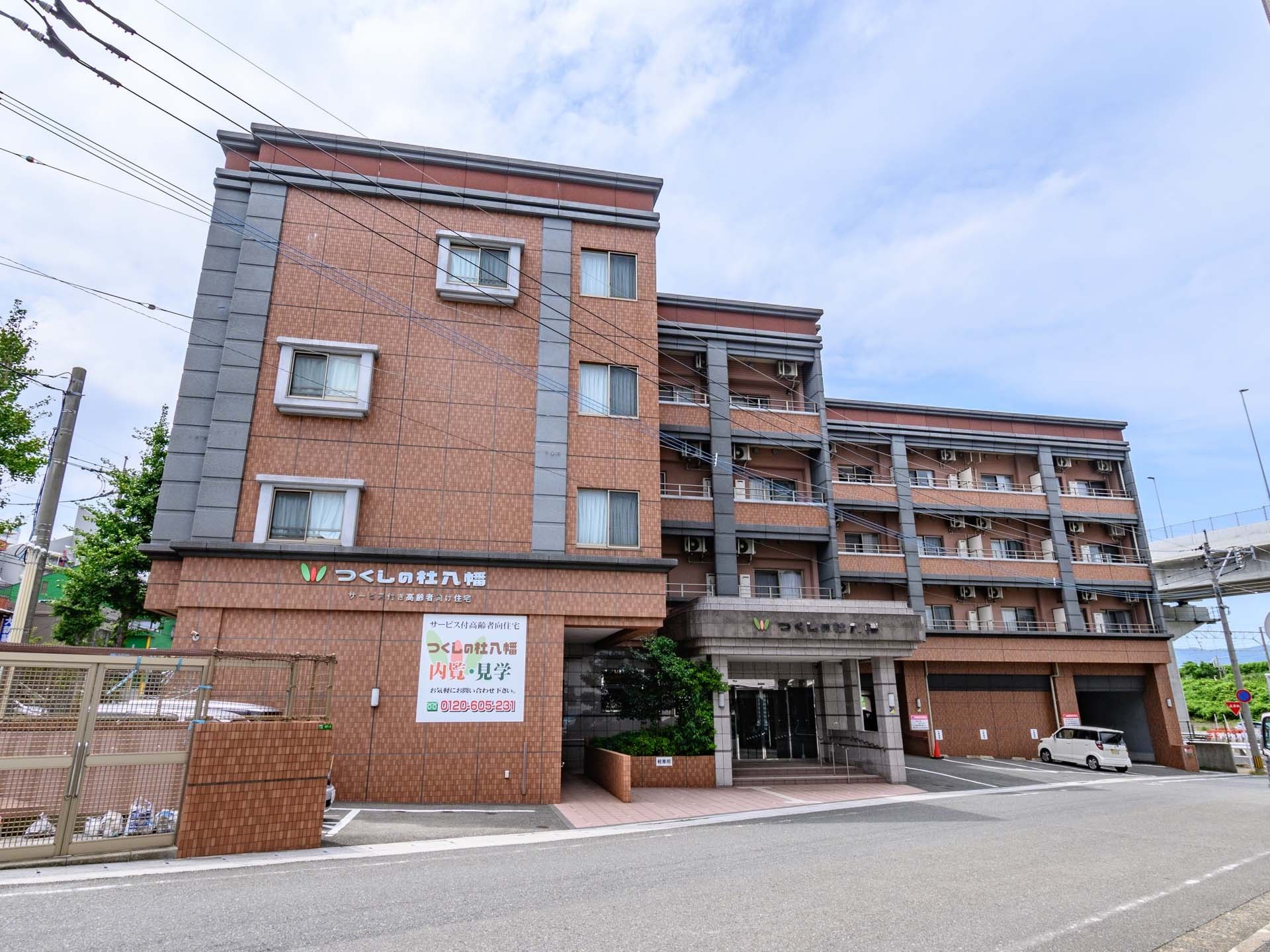 ブラウンの4階建て