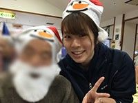 笑顔のスタッフと利用者