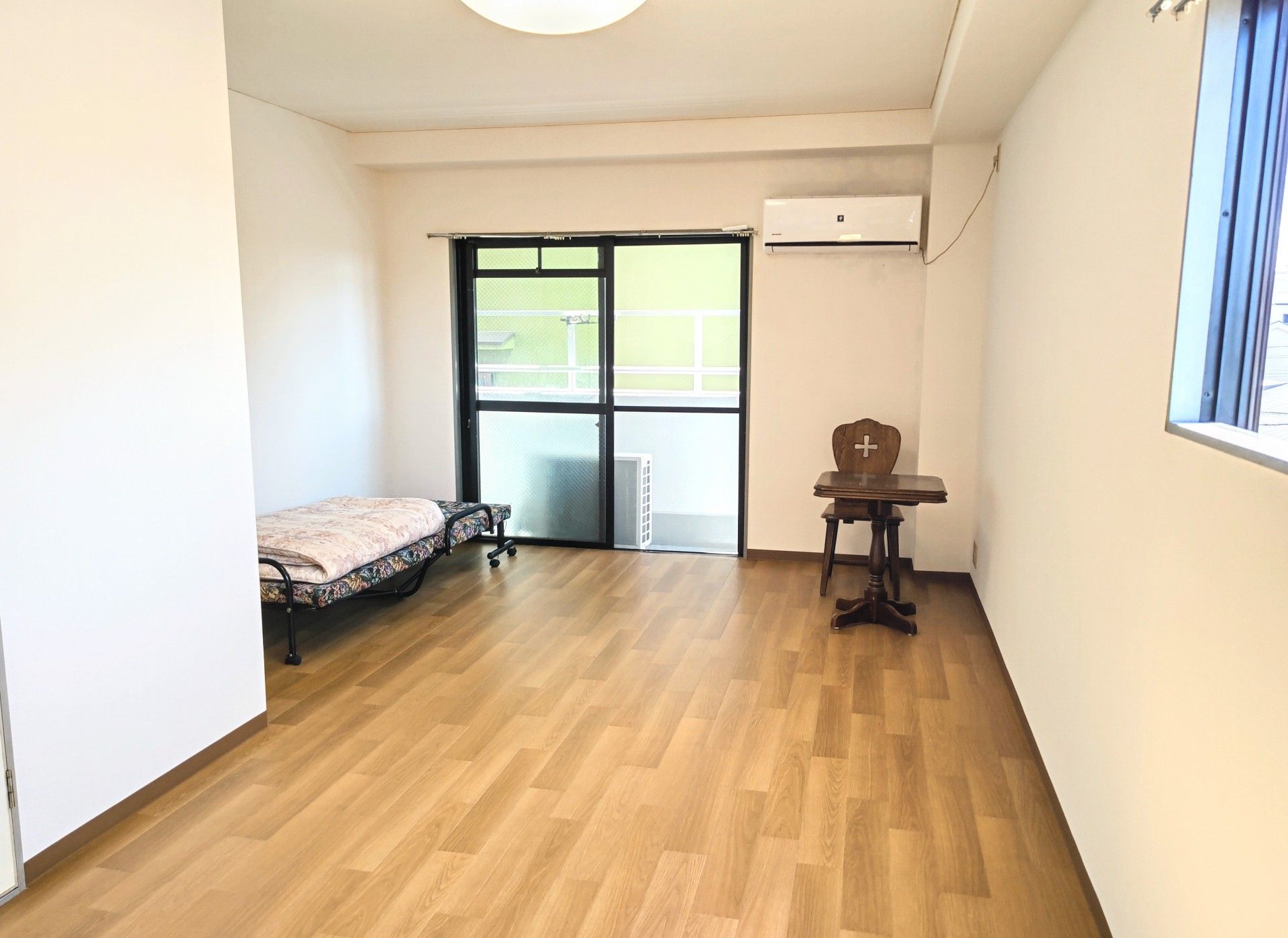 安寿の郷（さと） ロイヤルグレイブ平野の居室。居室はずべて完全個室制となっておりますので、毎日をご自宅のようにお過ごしいただけます。