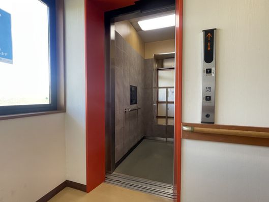 エレベーター