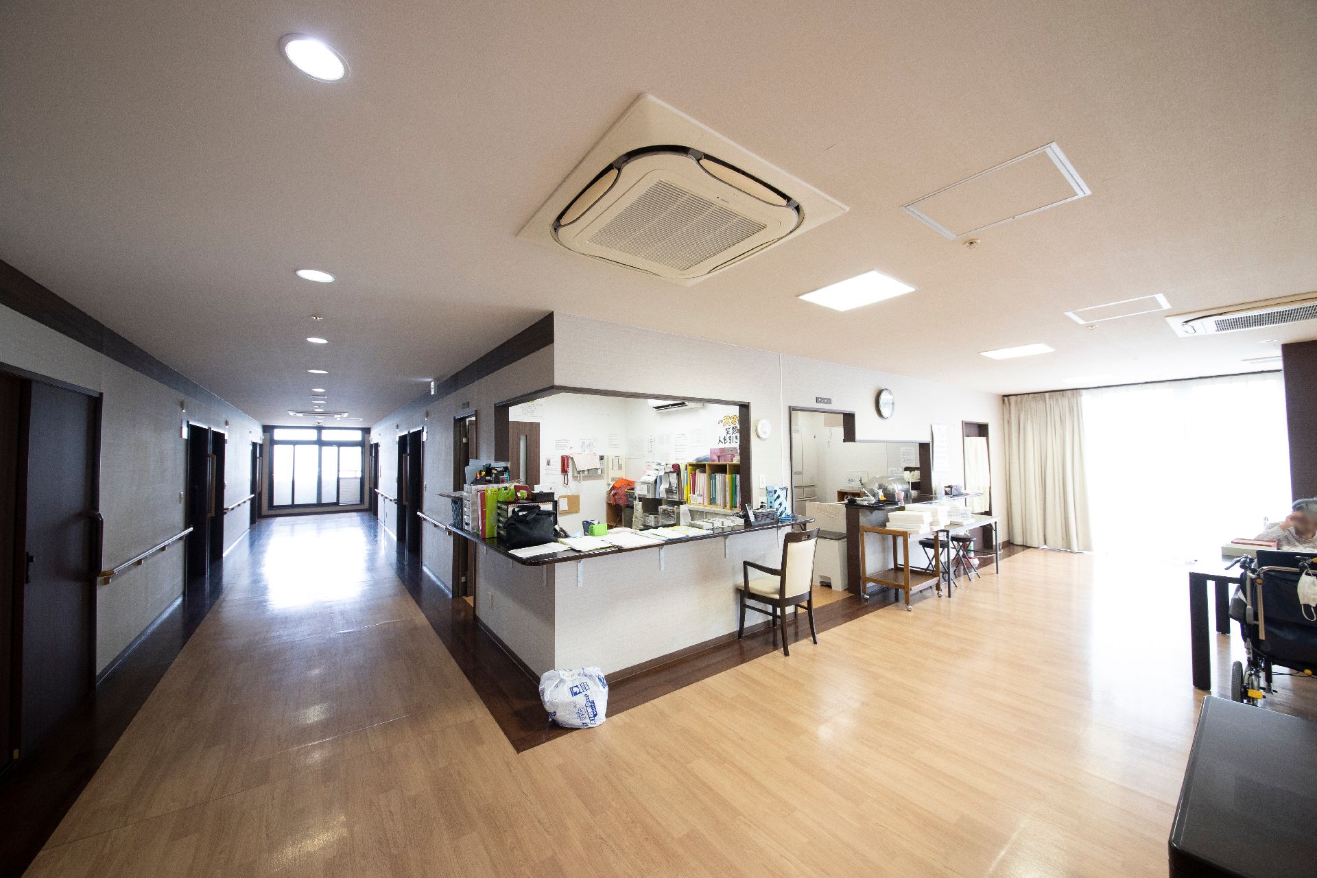 サービス付き高齢者向け住宅の共有スペース