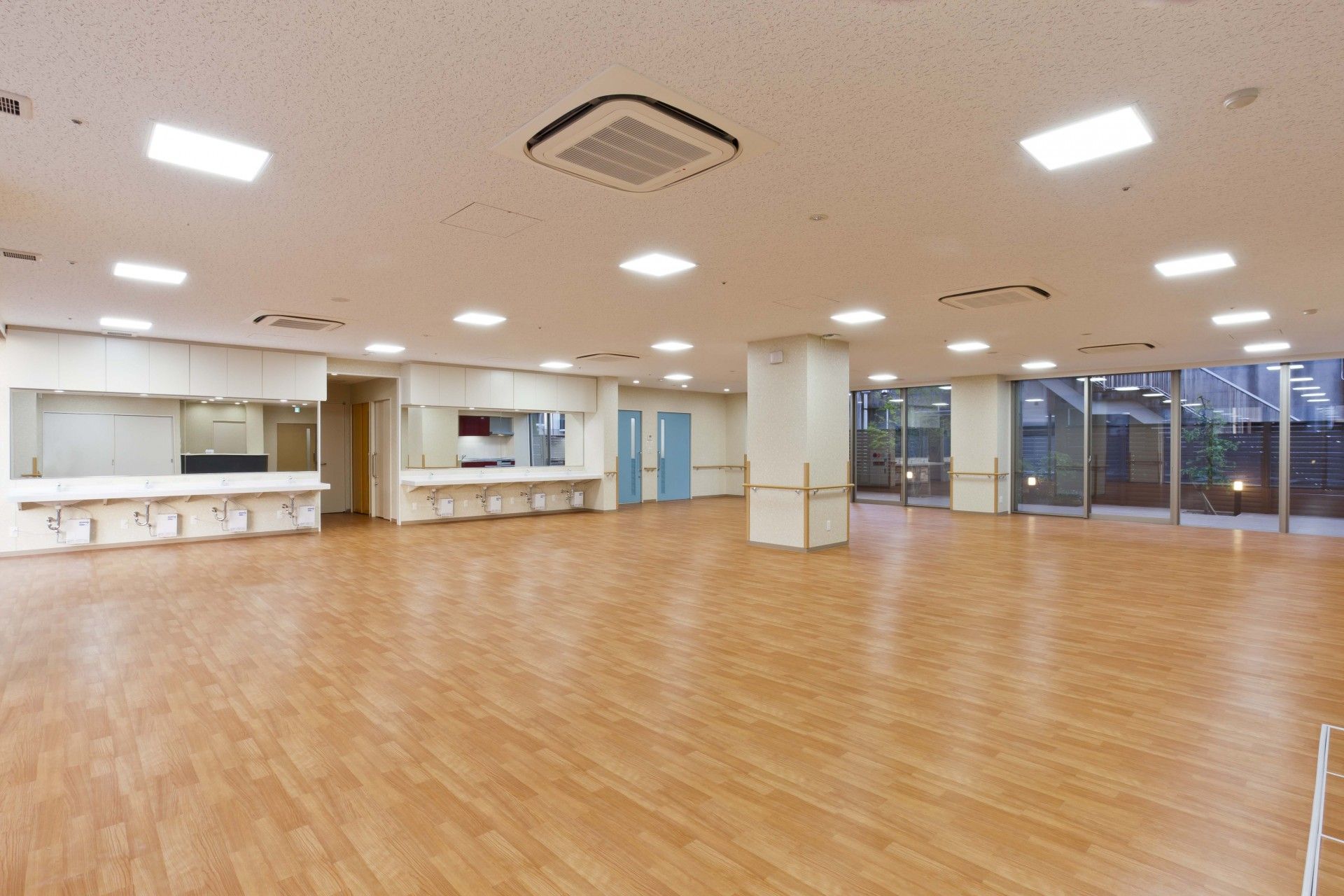 広々とした機能訓練室