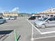 広々とした駐車場