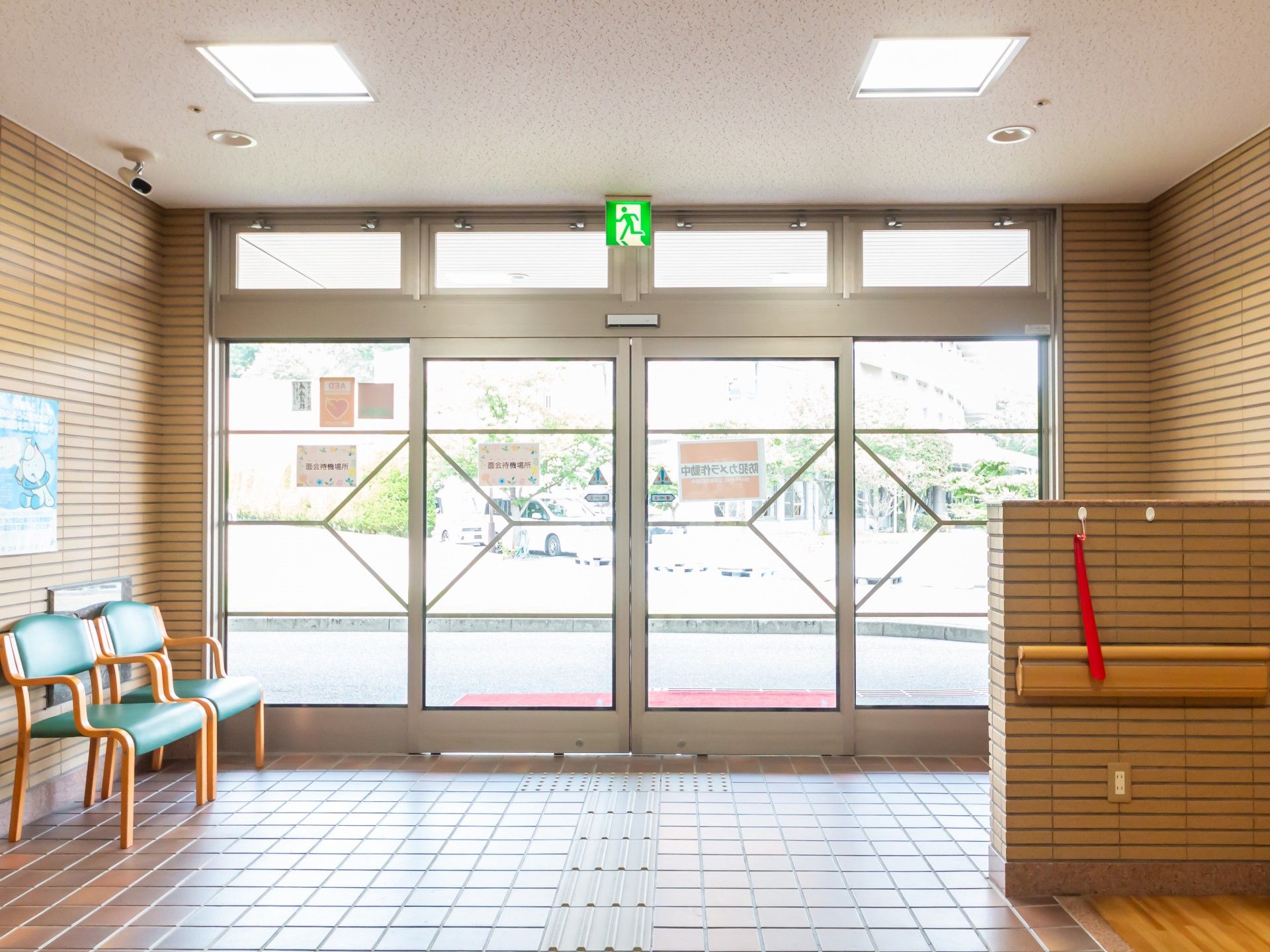 明るいエントランス