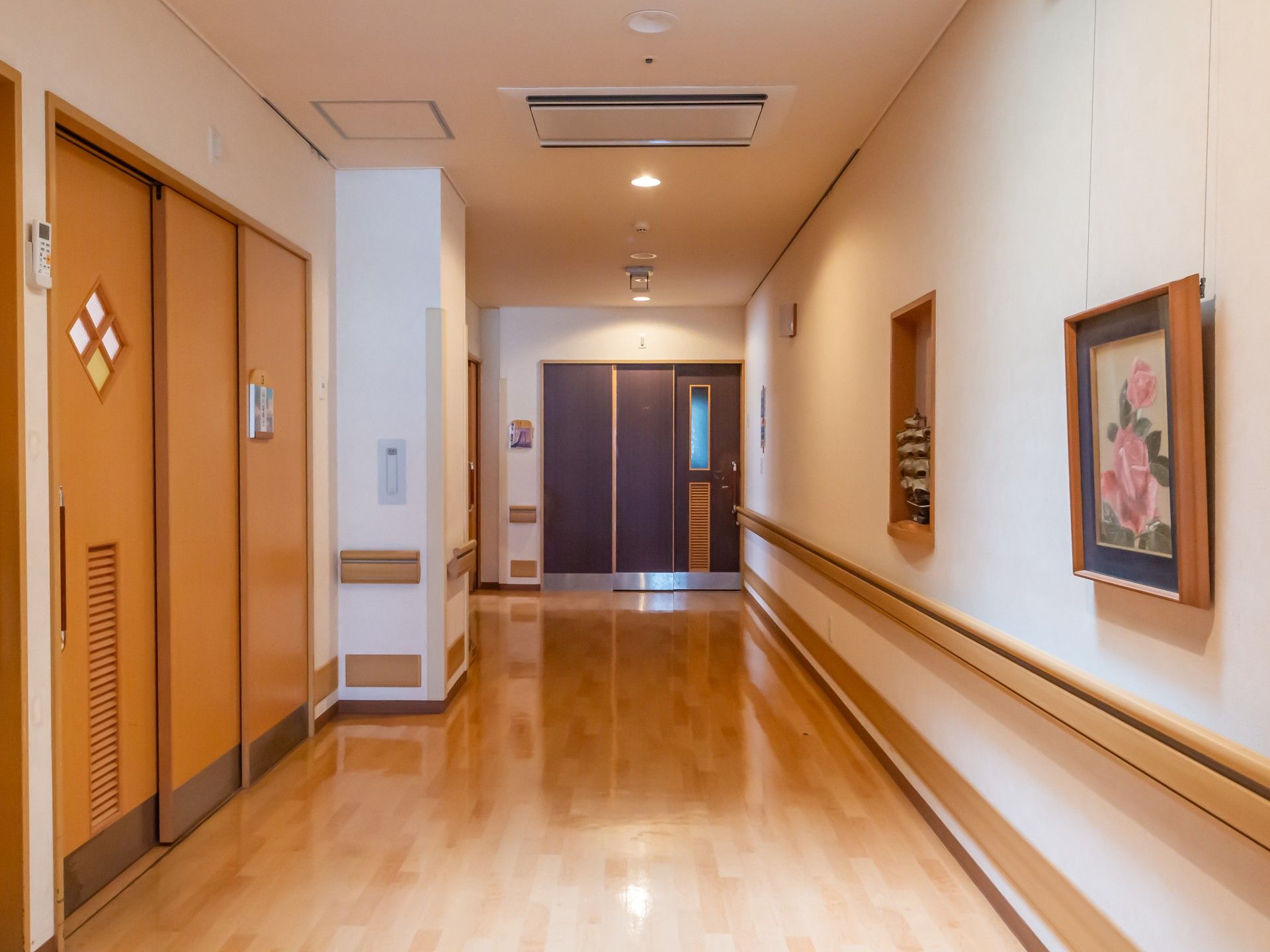 明るい廊下