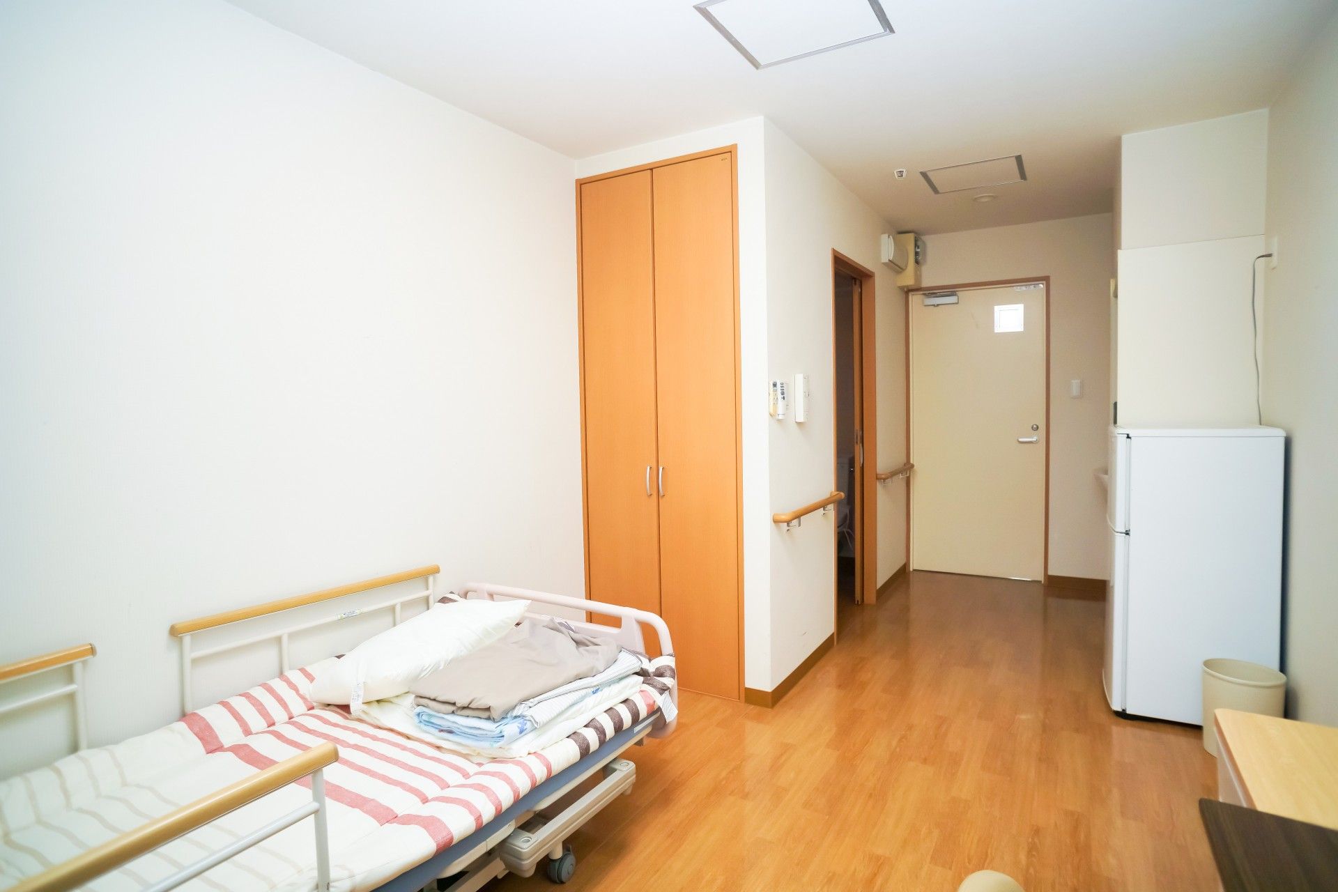 清潔な個室の居室