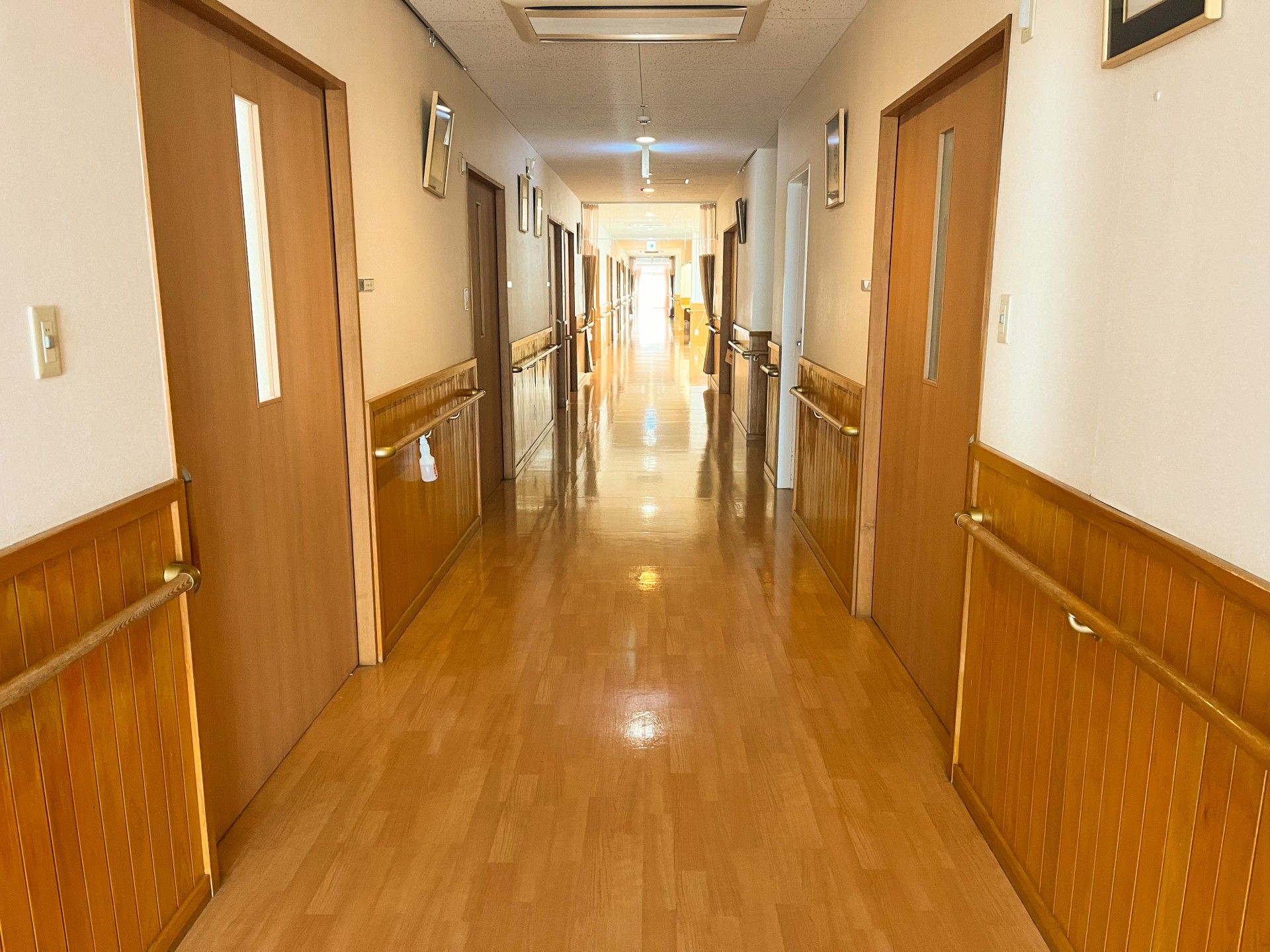 長い廊下